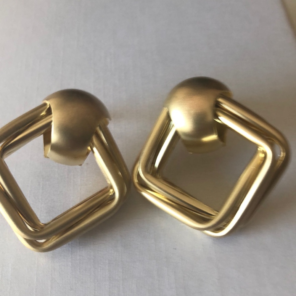 NWT Earrings three strands